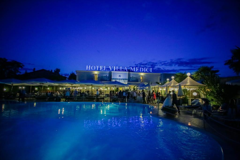 Hotel Villa Medici Rocca San Giovanni Exterior foto